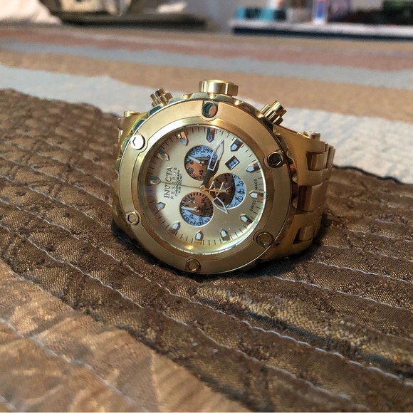 Invicta Reserve Subaqua Chronograph with box and papers - Picture 4 of 5